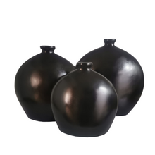 Cargar imagen en el visor de la galería, jarrones decorativos negros luneta, moderno de ceramica
